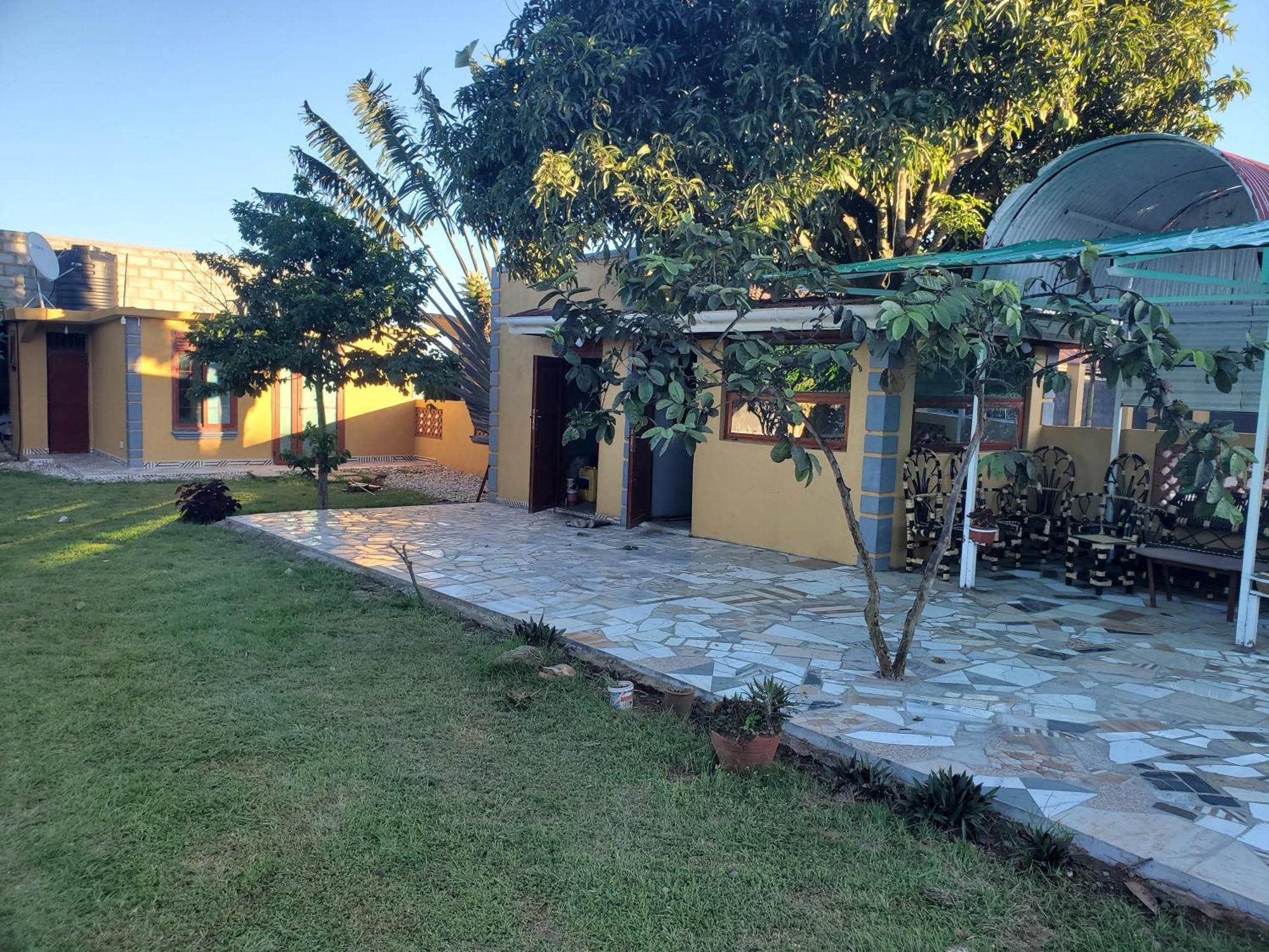 Gorilla African Guest House Entebbe Eksteriør bilde